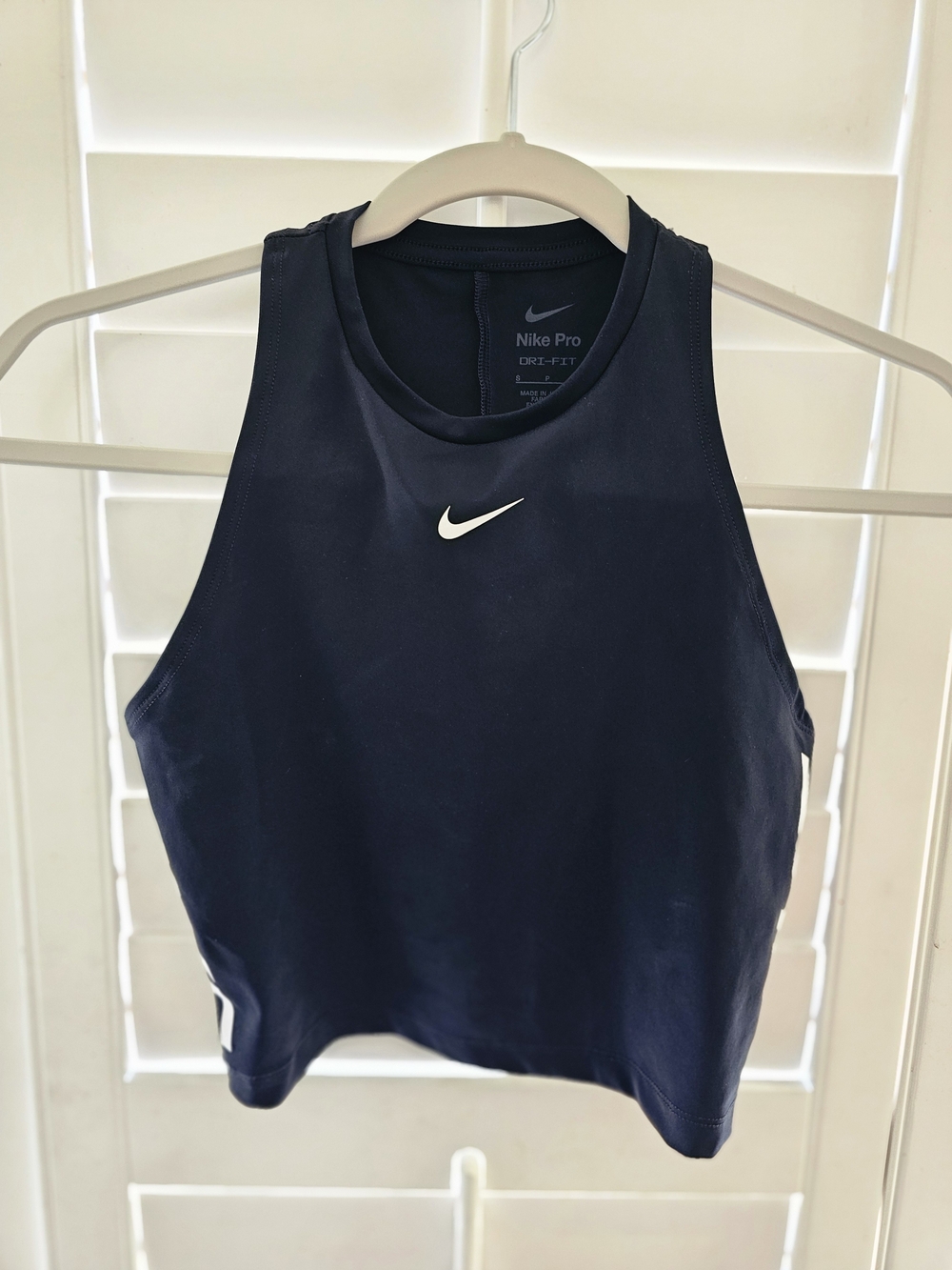 Nike Pro Dri-FIT Womenβs Cropped Tank Top Black White Logo Size Small